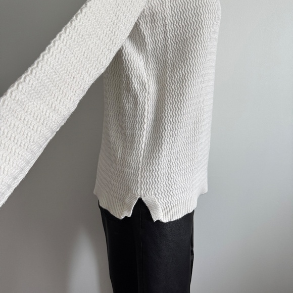 Carreli - Cream V-Neck Long Sleeves Knit - Picture 5 of 8